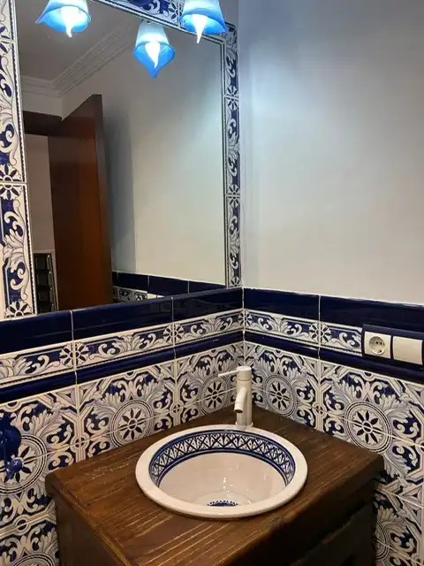 Bany de Pis de lloguer en Alicante / Alacant amb Aire condicionat, Calefacció i Moblat