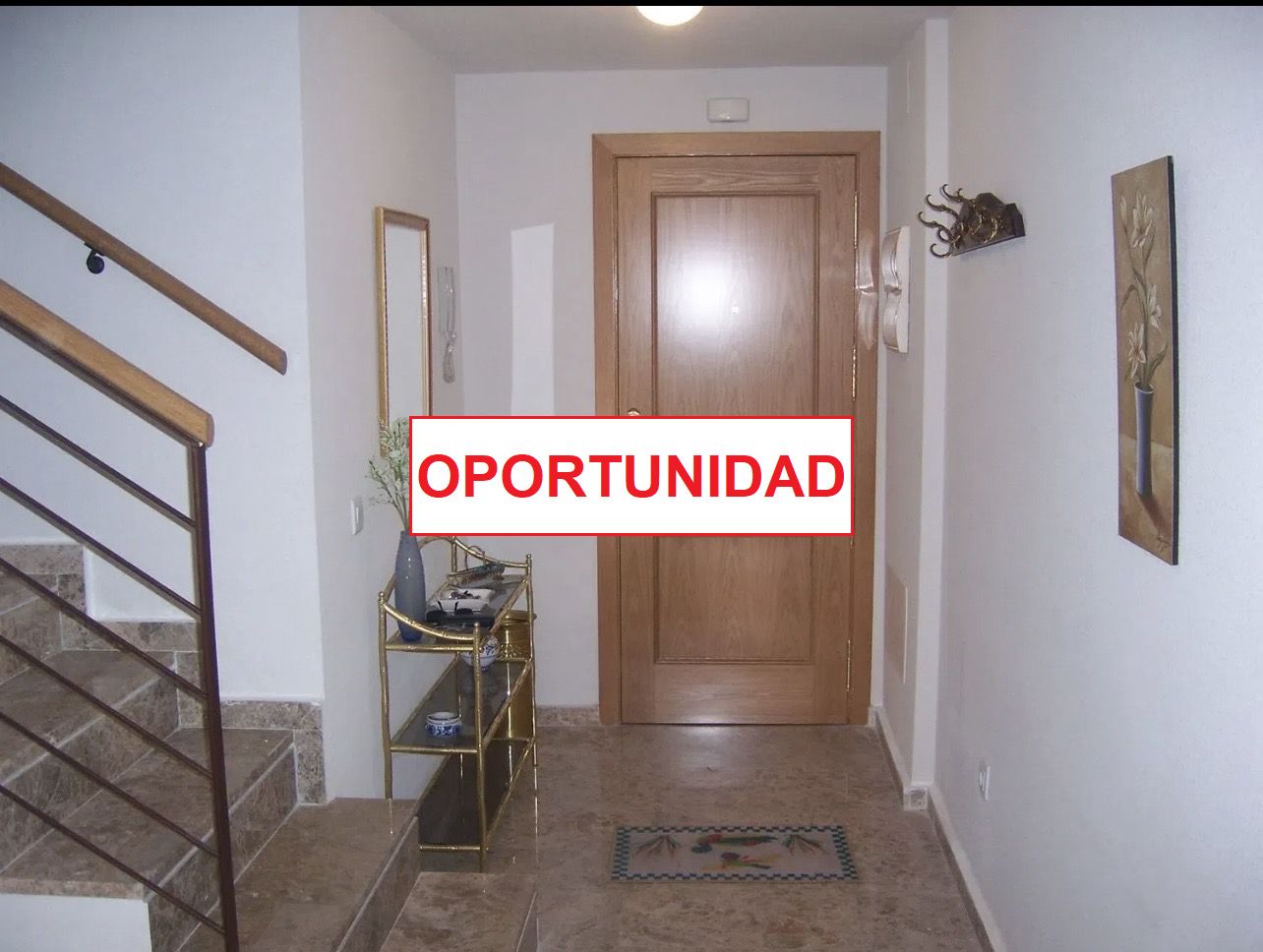 Dúplex en venta en Ciudad Real Capital con Aire acondicionado, Trastero y Amueblado