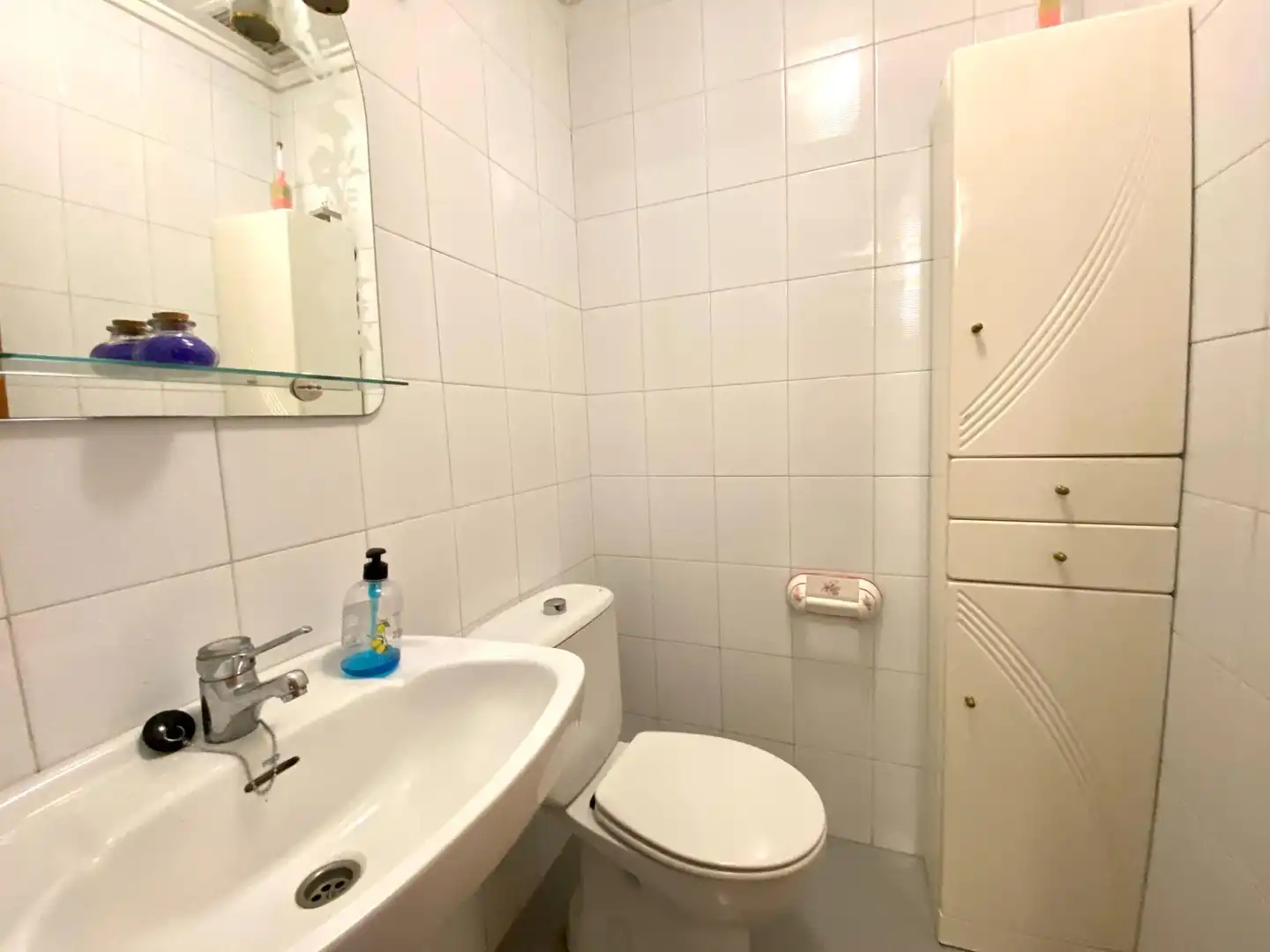 Bathroom of Flat for rent in Orihuela  with Air Conditioner and Balcony