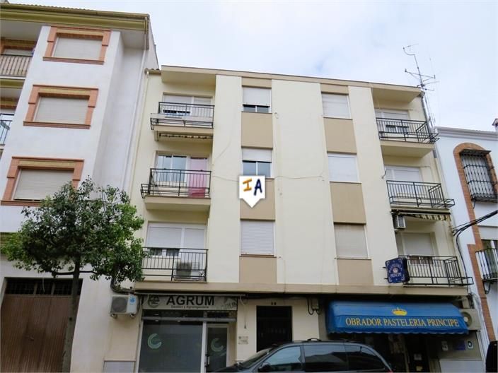 Vista exterior de Apartament en venda en Martos amb Terrassa