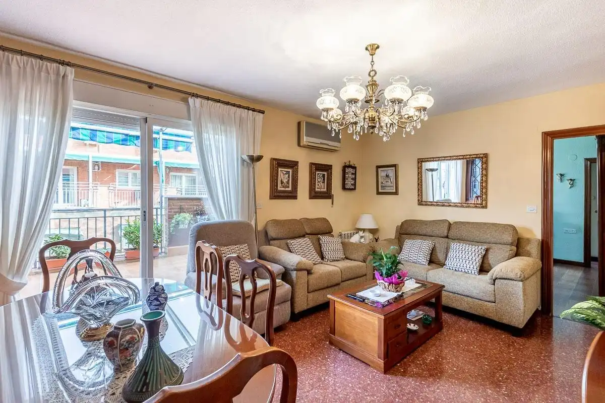 Living room of Attic for sale in Granada  with Air Conditioner and Terrace