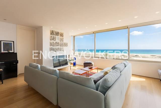 Piso en Alquiler en Avenida de la Gola del Puchol en El Saler