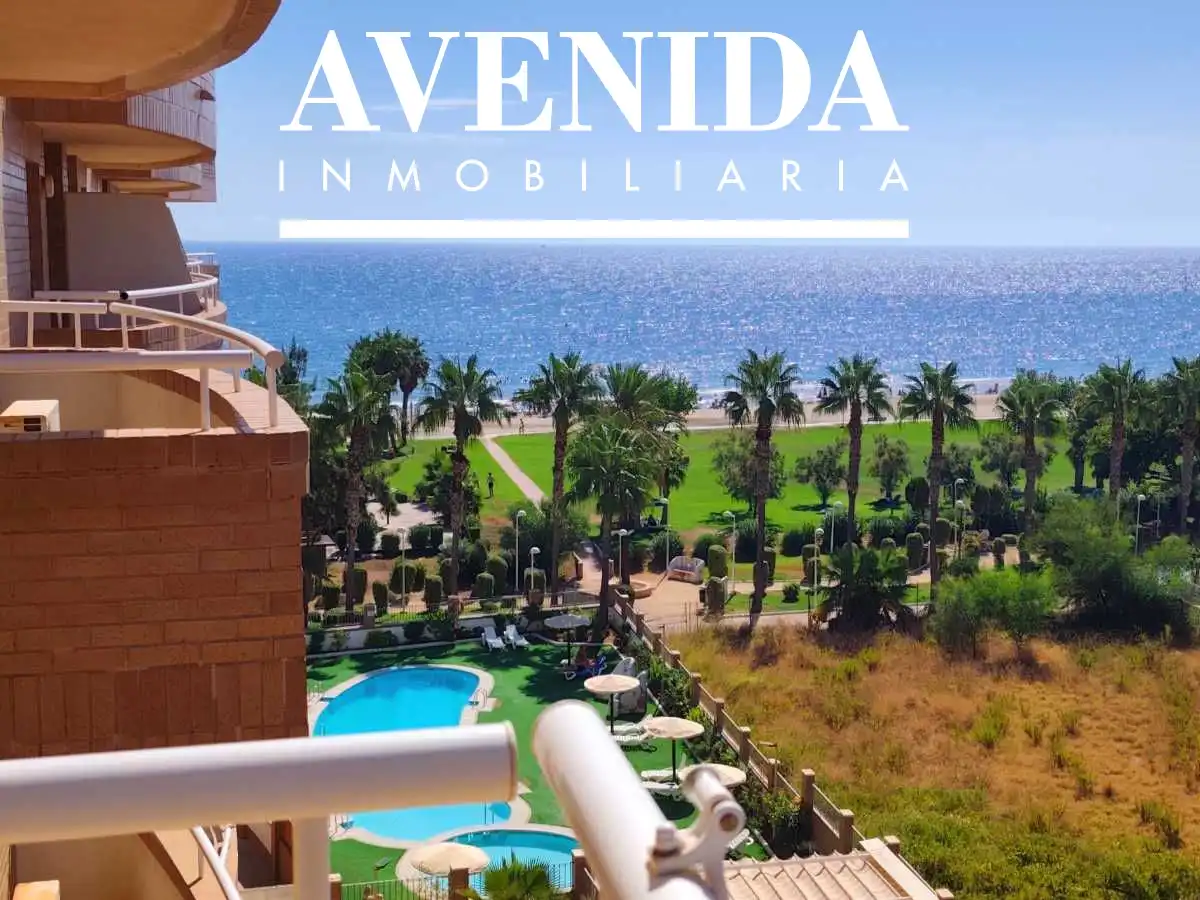 Apartament amb piscina en venda a Amplaries 23