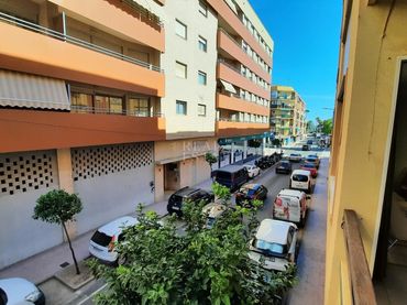 Flat with balcony for sale in Patricio Ferrandiz