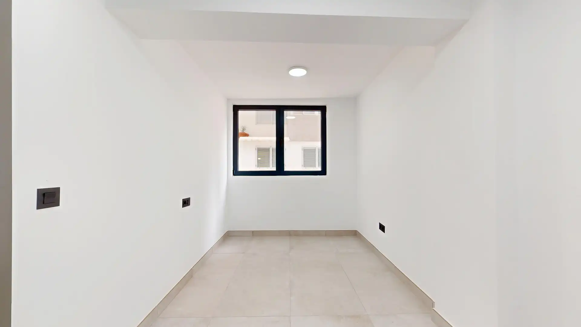 Wohnung zur Miete in Las Palmas de Gran Canaria mit Heizung, Terrasse und Abstellraum