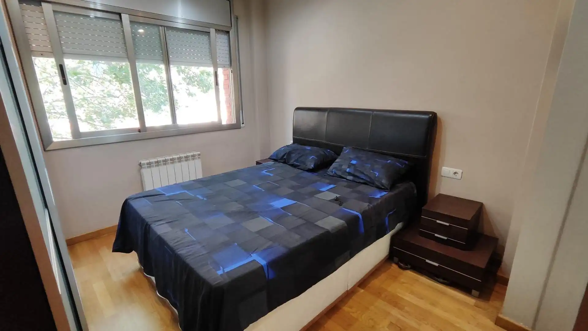 Habitación de Piso en venta en Sabadell con Calefacción y Trastero