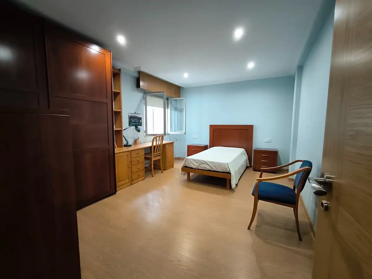 Habitación de Piso en venta en Vilagarcía de Arousa con Calefacción, Parquet y Amueblado