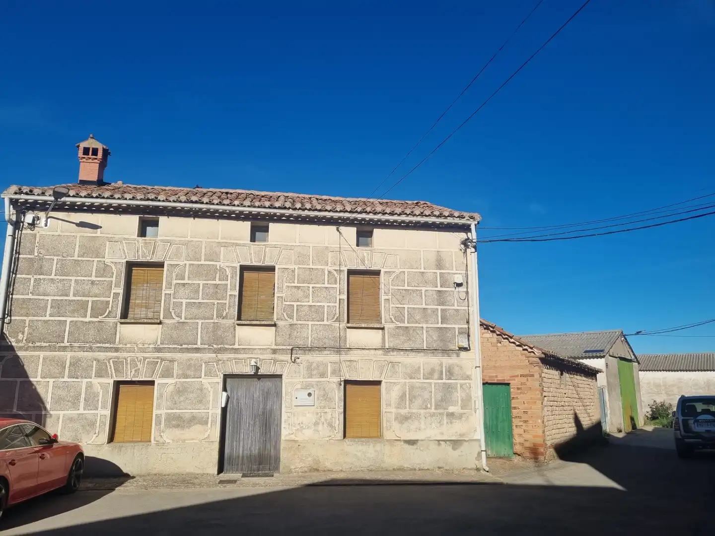 Exterior view of Houses for sale in Villangómez, Burgos