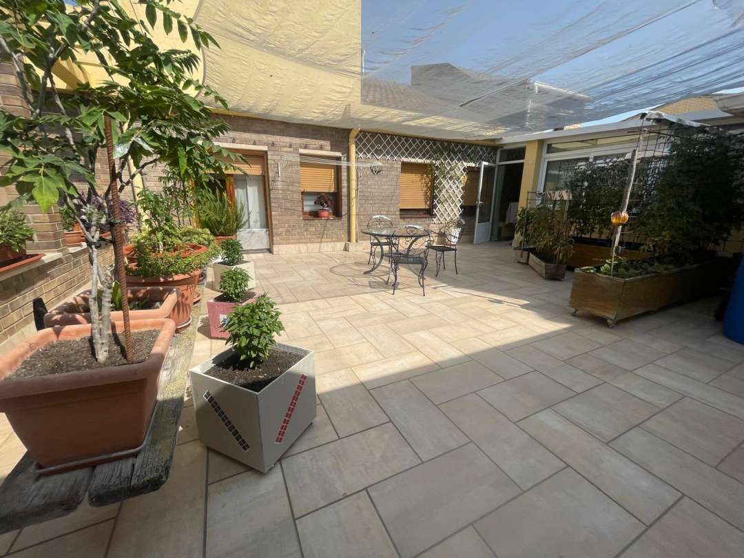 Terrace of House or chalet for sale in Almacelles  with Storage room