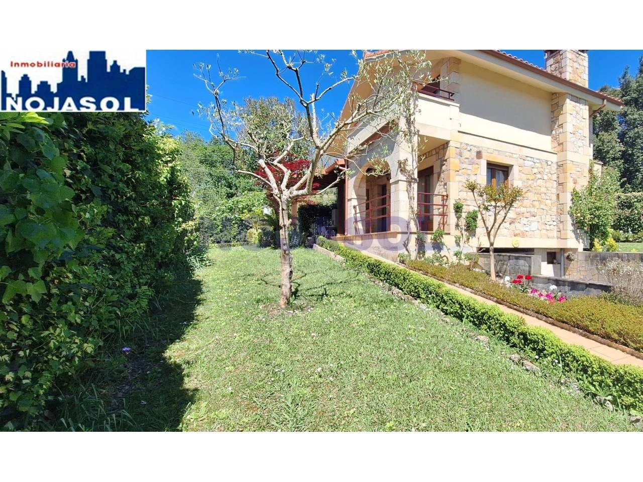 Jardí de Casa o xalet en venda en Meruelo amb Calefacció, Parquet i Terrassa