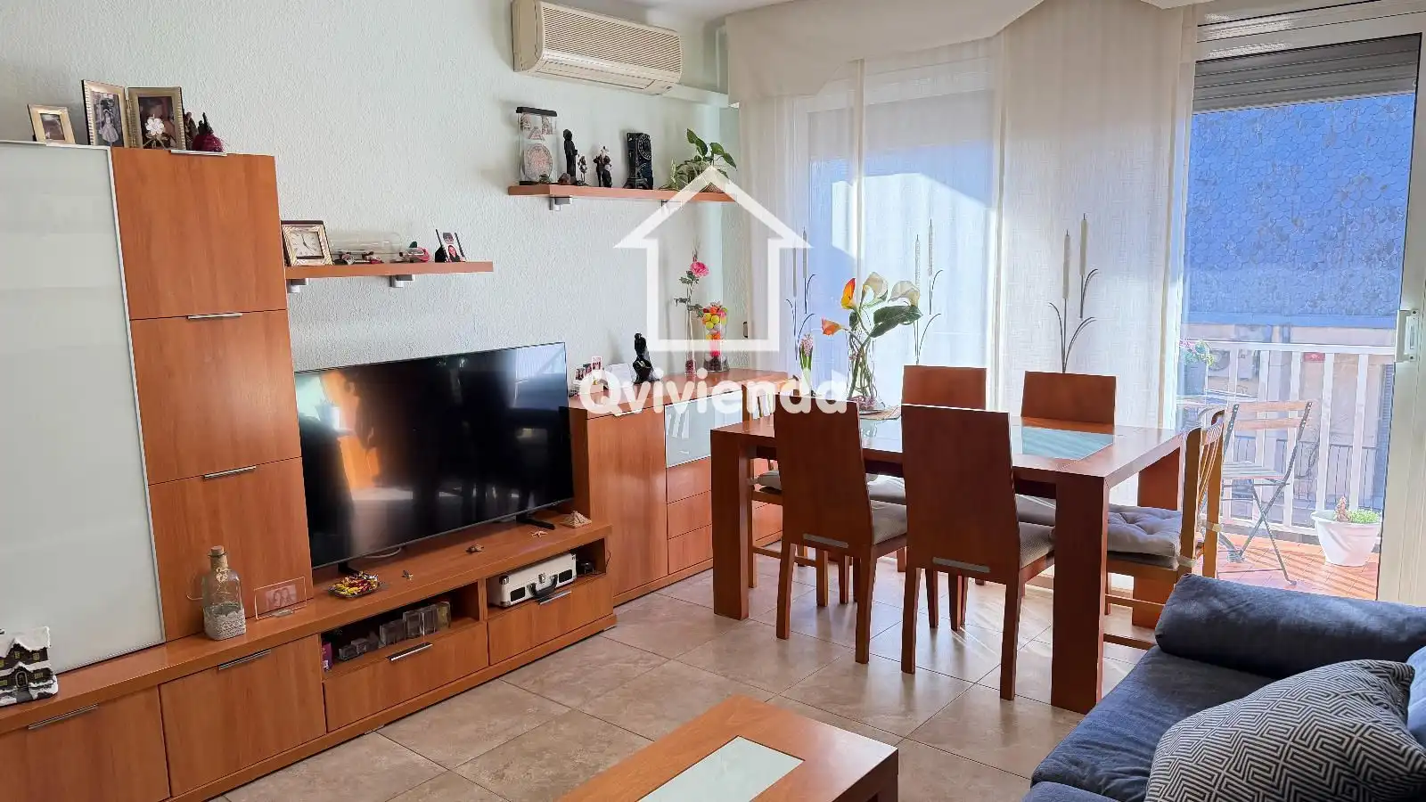 Living room of Flat for sale in Terrassa  with Air Conditioner, Heating and Terrace