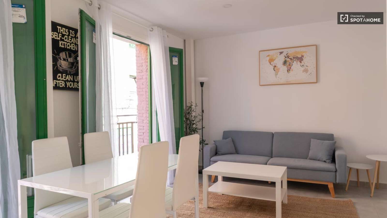 Sala d'estar de Apartament per a compartir en  Madrid Capital amb Aire condicionat i Terrassa