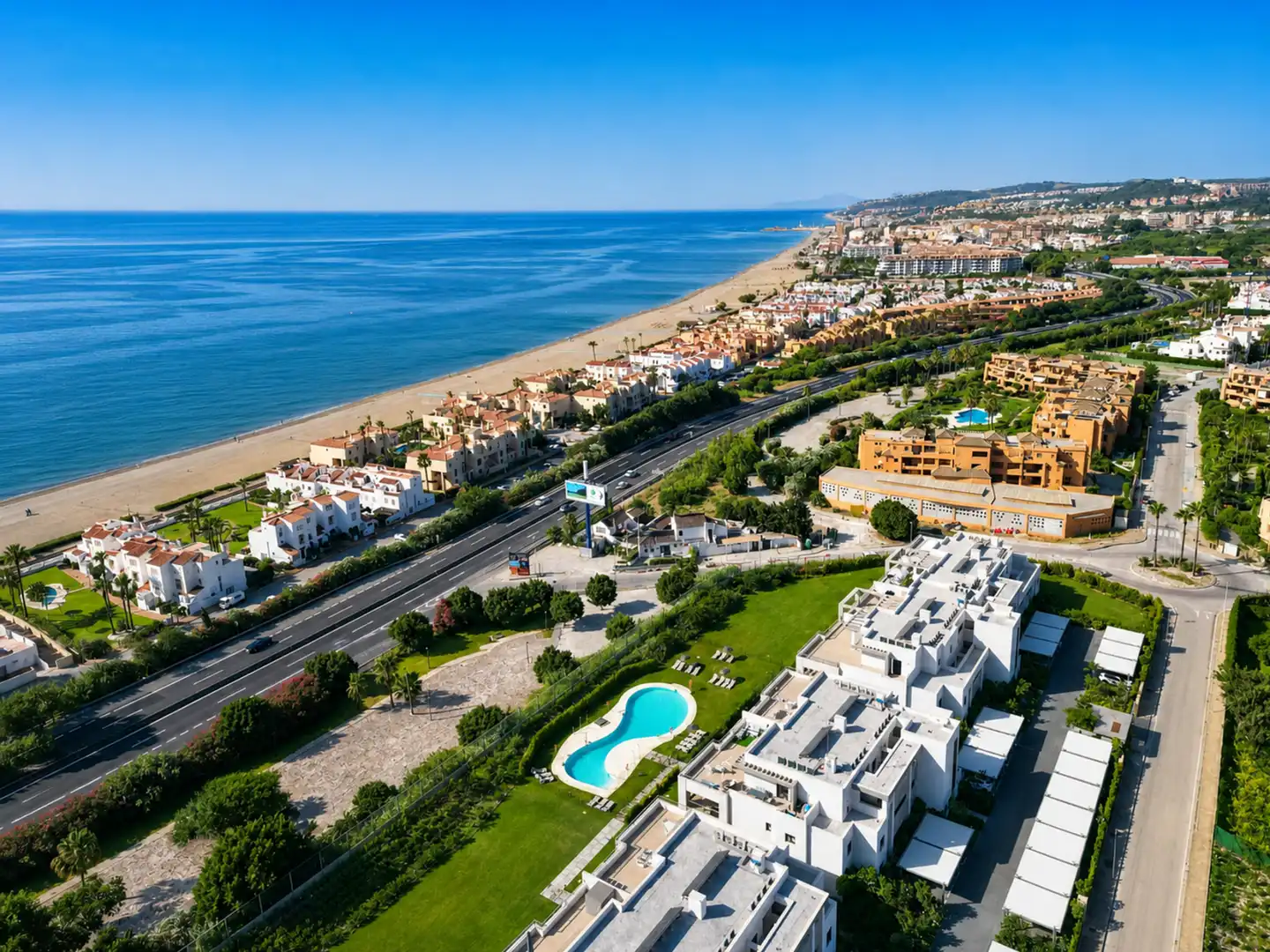 Vista exterior de Planta baja en venta en Casares con Aire acondicionado, Jardín privado y Terraza