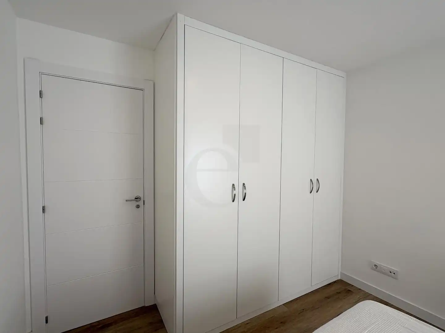 Habitación de Piso en venta en Valencia con Aire acondicionado y Calefacción