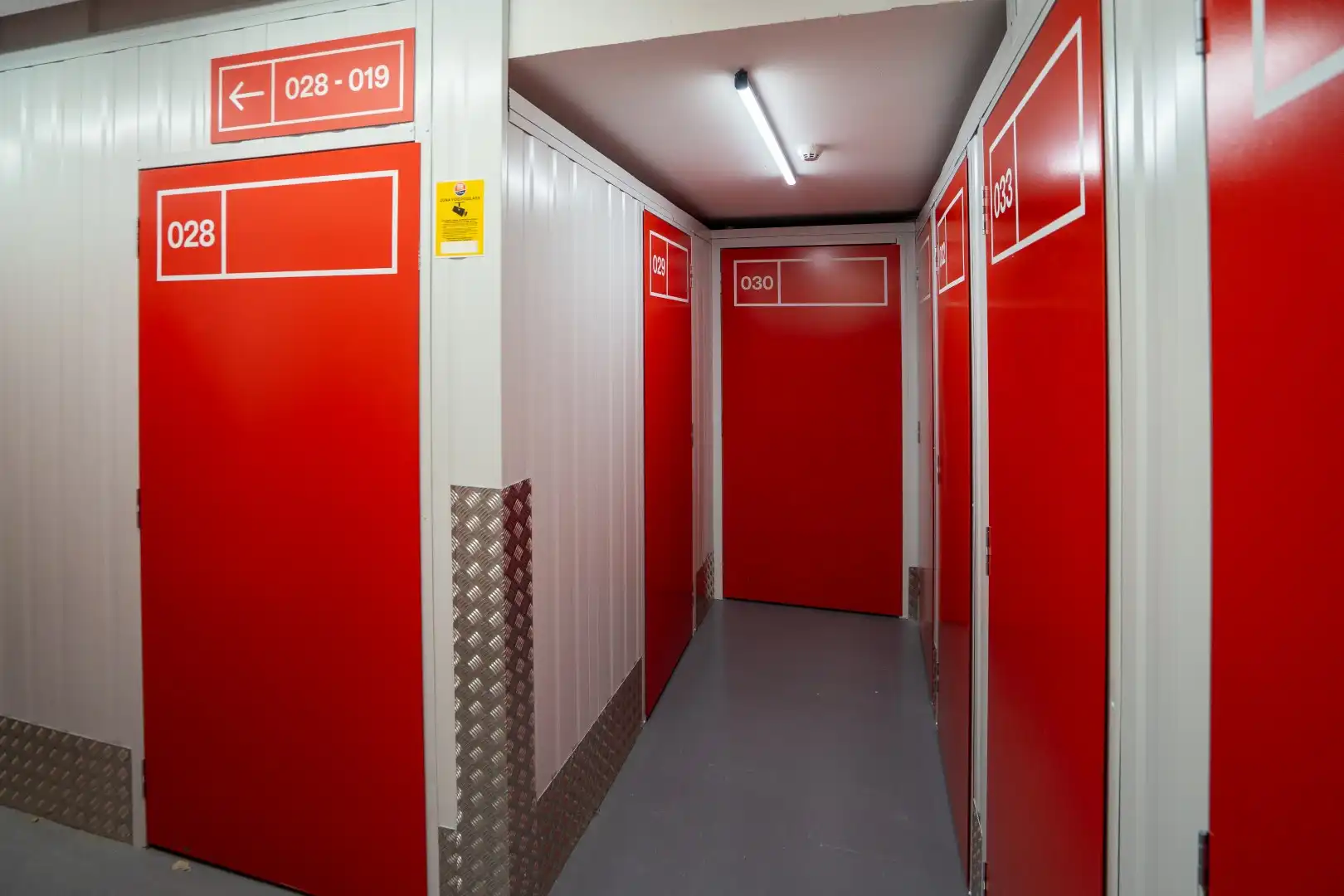 Storage room for rent in Barcelona  with Alarm