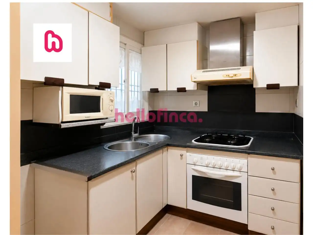 Cocina de Casa adosada en venta en Nord-oest