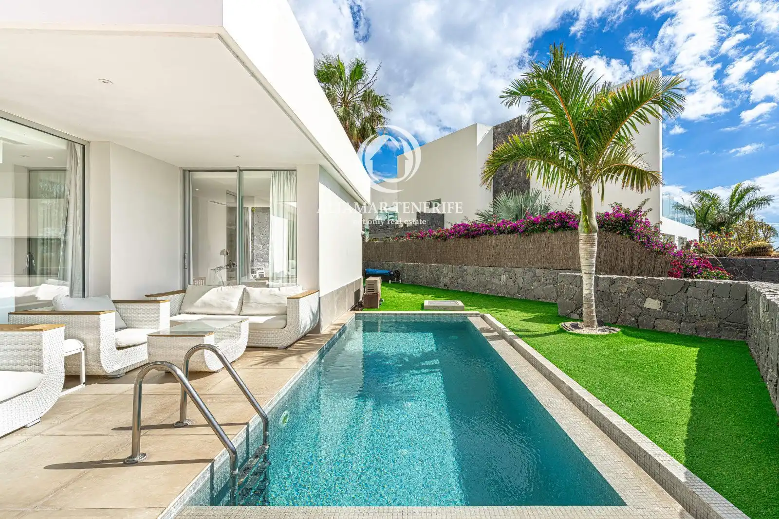 Piscina de Casa o chalet en venta en Guía de Isora con Aire acondicionado, Terraza y Trastero