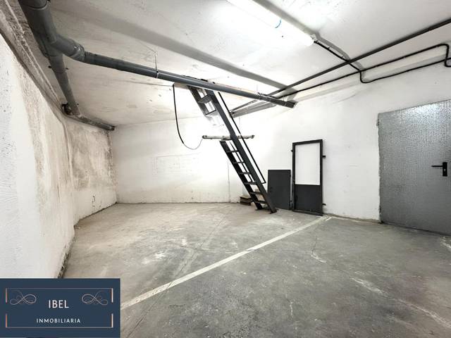 Local comercial en Alquiler en Calle de Ángel Dilla, 22 en El Casar