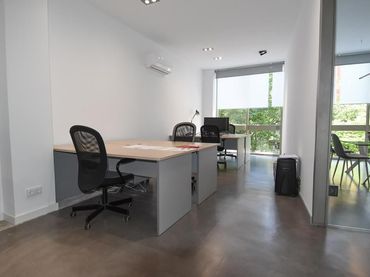 Oficina de lloguer a Centre - Barri Vell