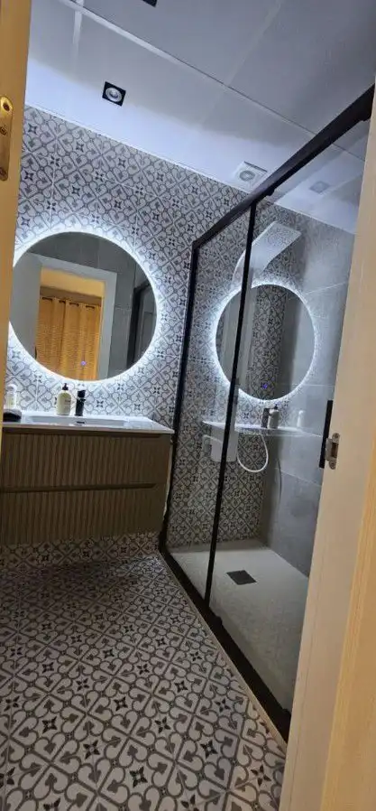 Bathroom of Flat for rent in Málaga  with Heating and Furnished