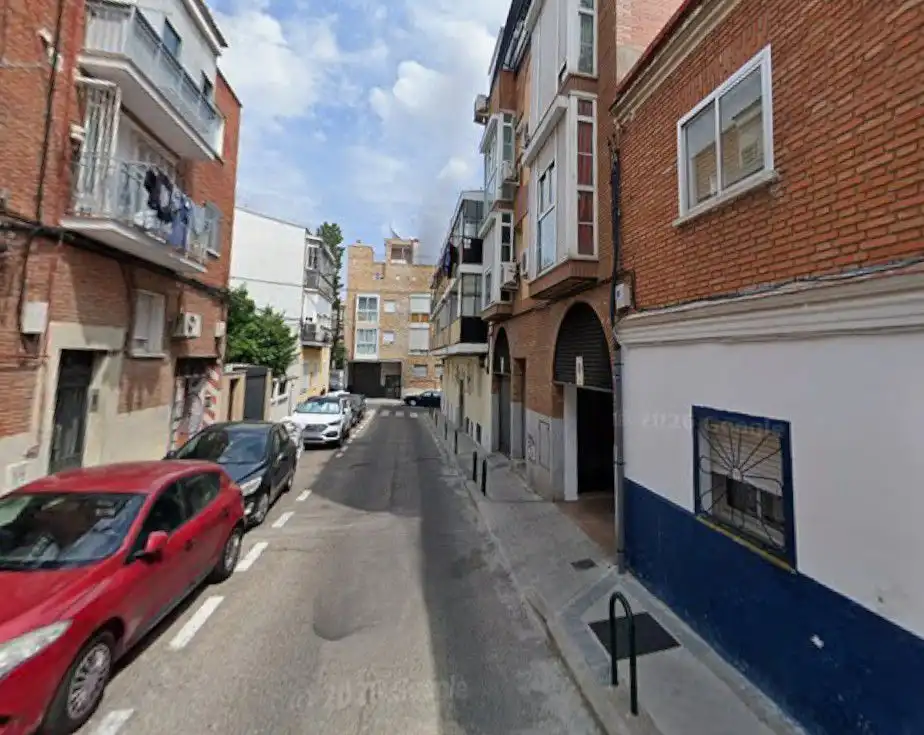 Vista exterior de Garatge en venda en Madrid