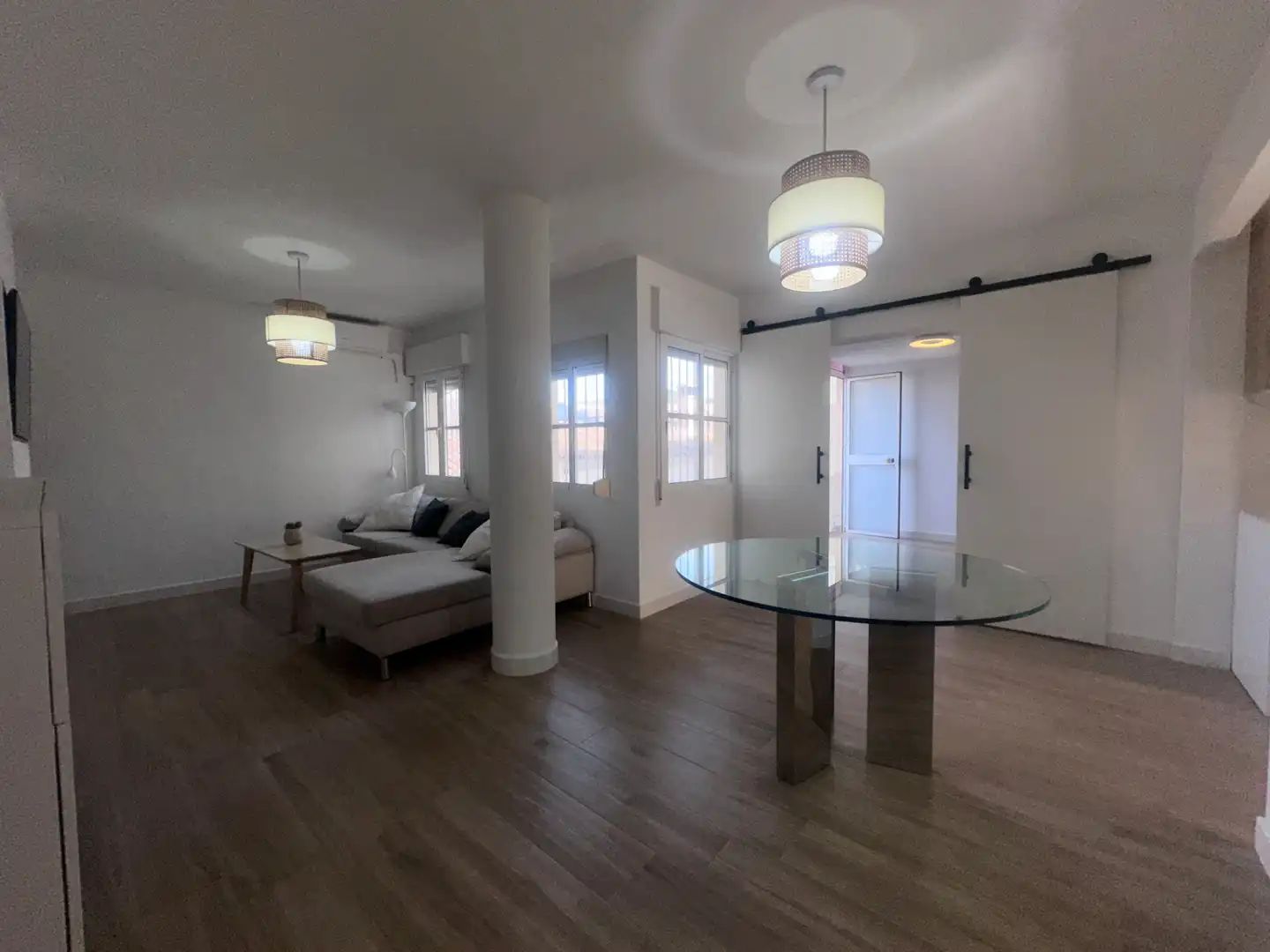 Sala de estar de Casa adosada en venta en Vélez-Málaga con Aire acondicionado, Calefacción y Terraza