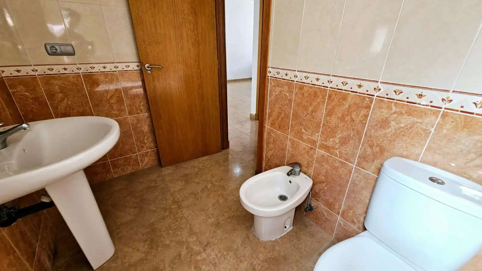 Bathroom of Flat for sale in Ceutí  with Storage room and Furnished