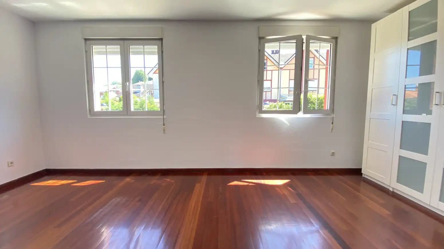 Living room of Detached homes for sale in Medio Cudeyo  with Heating and Private garden