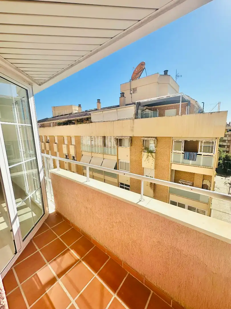 Terraza de Piso de alquiler en Granada con Aire acondicionado, Calefacción y Parquet