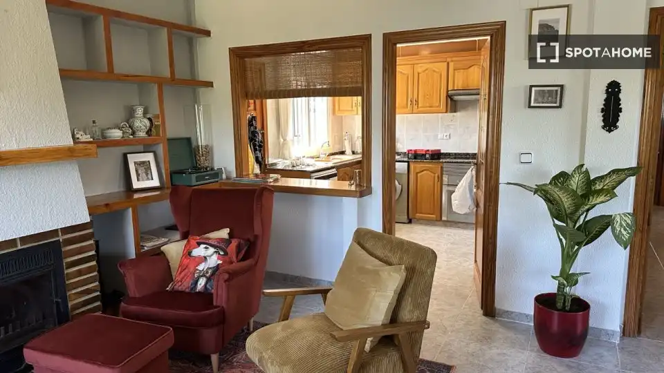 Sala d'estar de Apartament per a compartir en L'Eliana amb Aire condicionat, Terrassa i Moblat