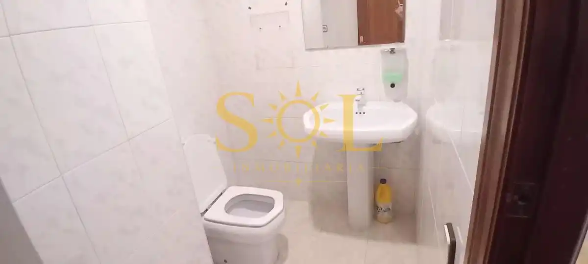 Office space with terrace for sale in Calle Covadonga, imagen 17