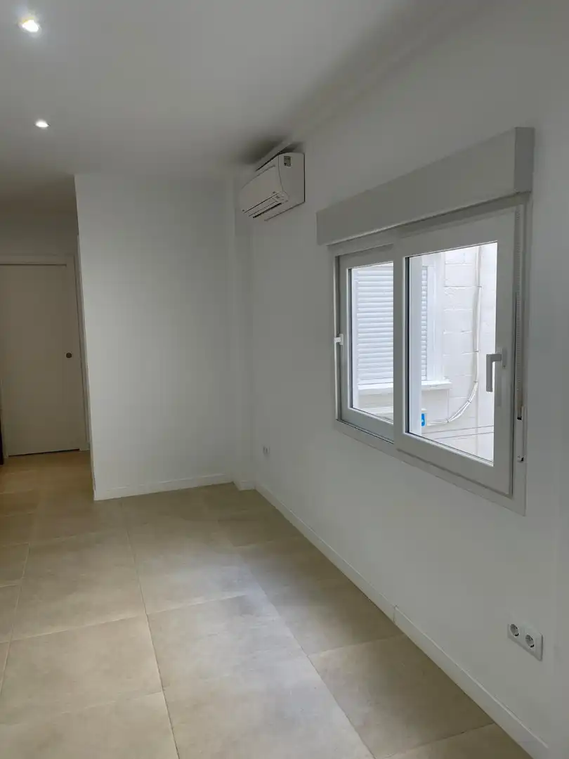 Flat for rent in Calle de Rafael Herrera, 11, Castilla