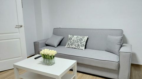 Foto 5 de Apartamento de alquiler en Calle Veintinueve de Abril, Santa Catalina - Canteras, Las Palmas de Gran Canaria