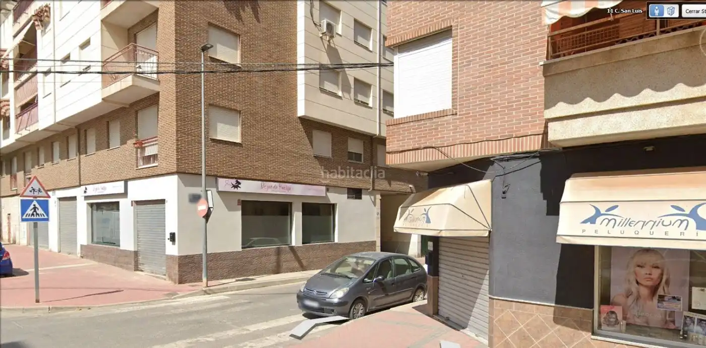 Local comercial de lloguer a Calle San Luis 8, imagen 3