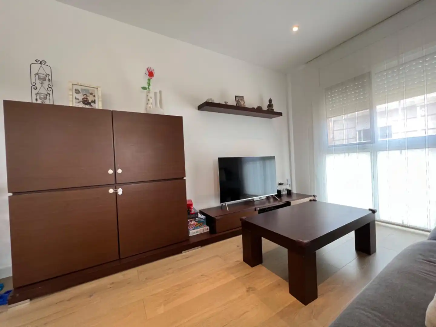Sala d'estar de Casa adosada en venda en Camarles amb Aire condicionat, Calefacció i Parquet