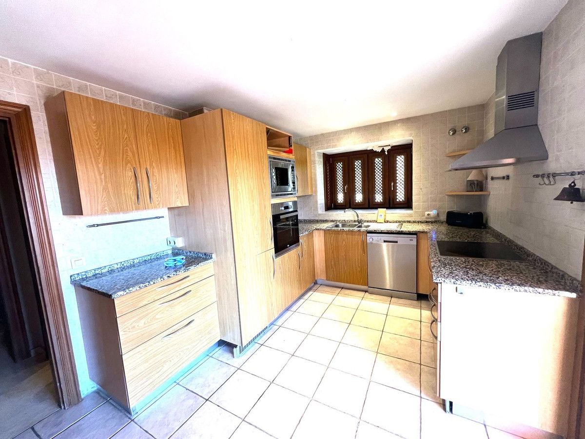 Cocina de Casa adosada en venta en Mijas con Aire acondicionado, Calefacción y Jardín privado