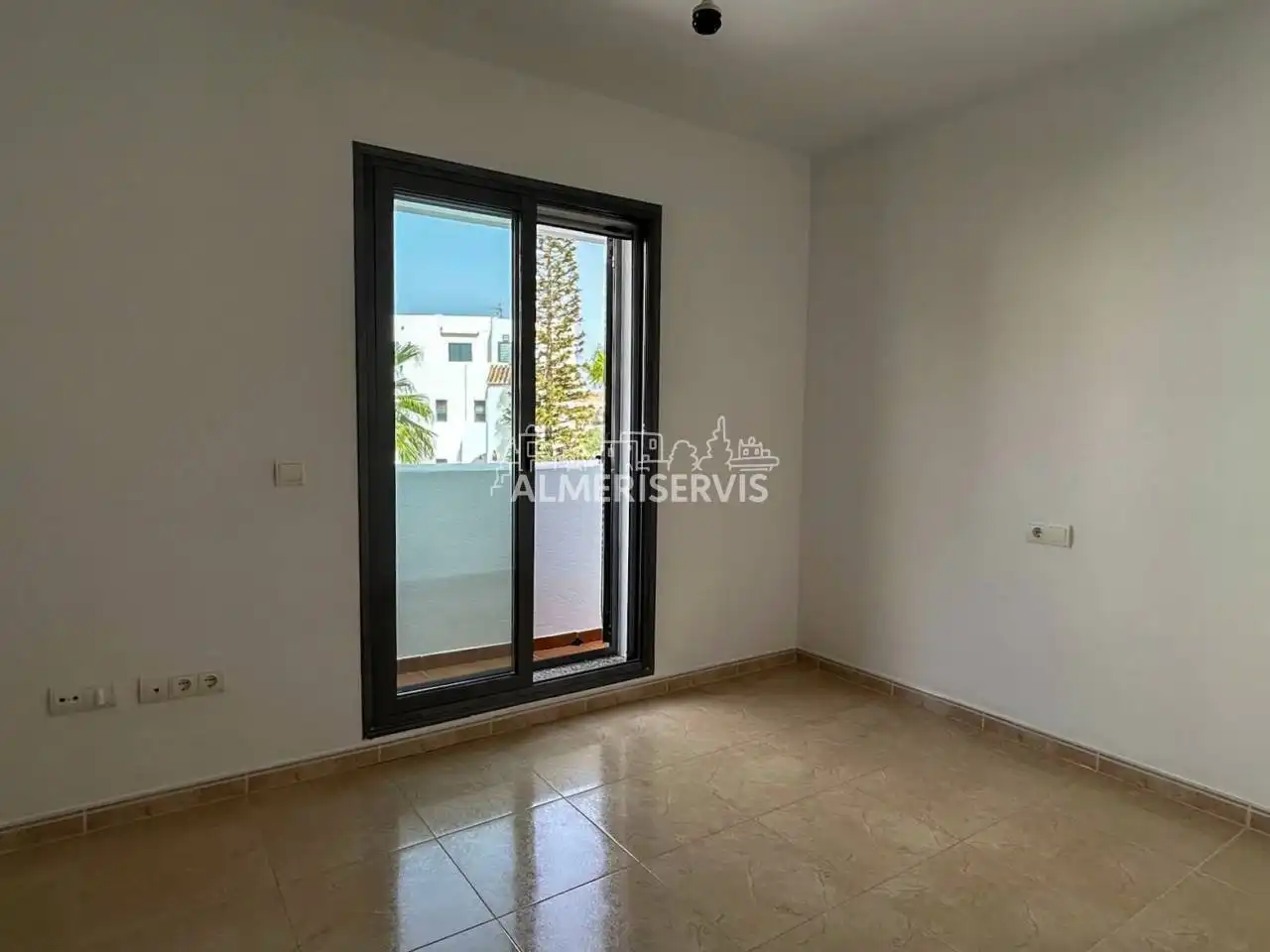 Dormitori de Casa o xalet en venda en El Ejido amb Terrassa i Piscina