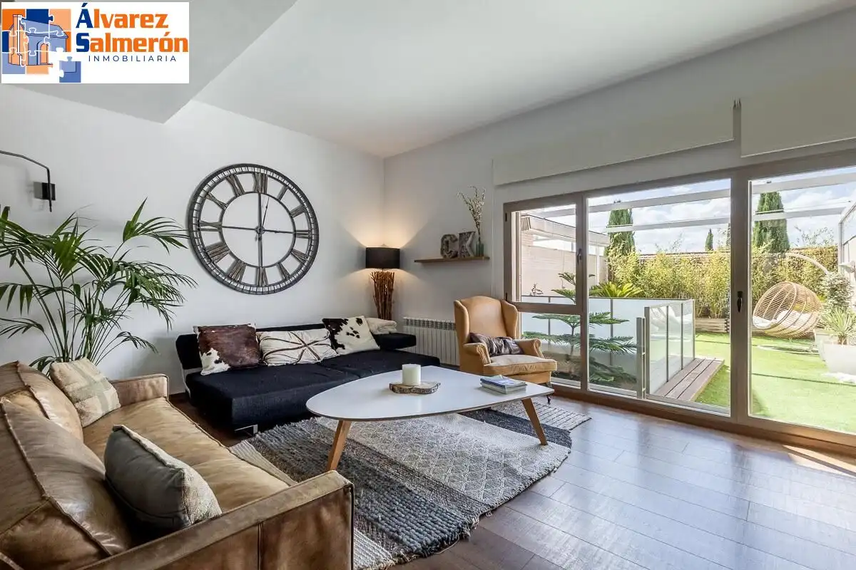 Living room of Detached homes for sale in Granada