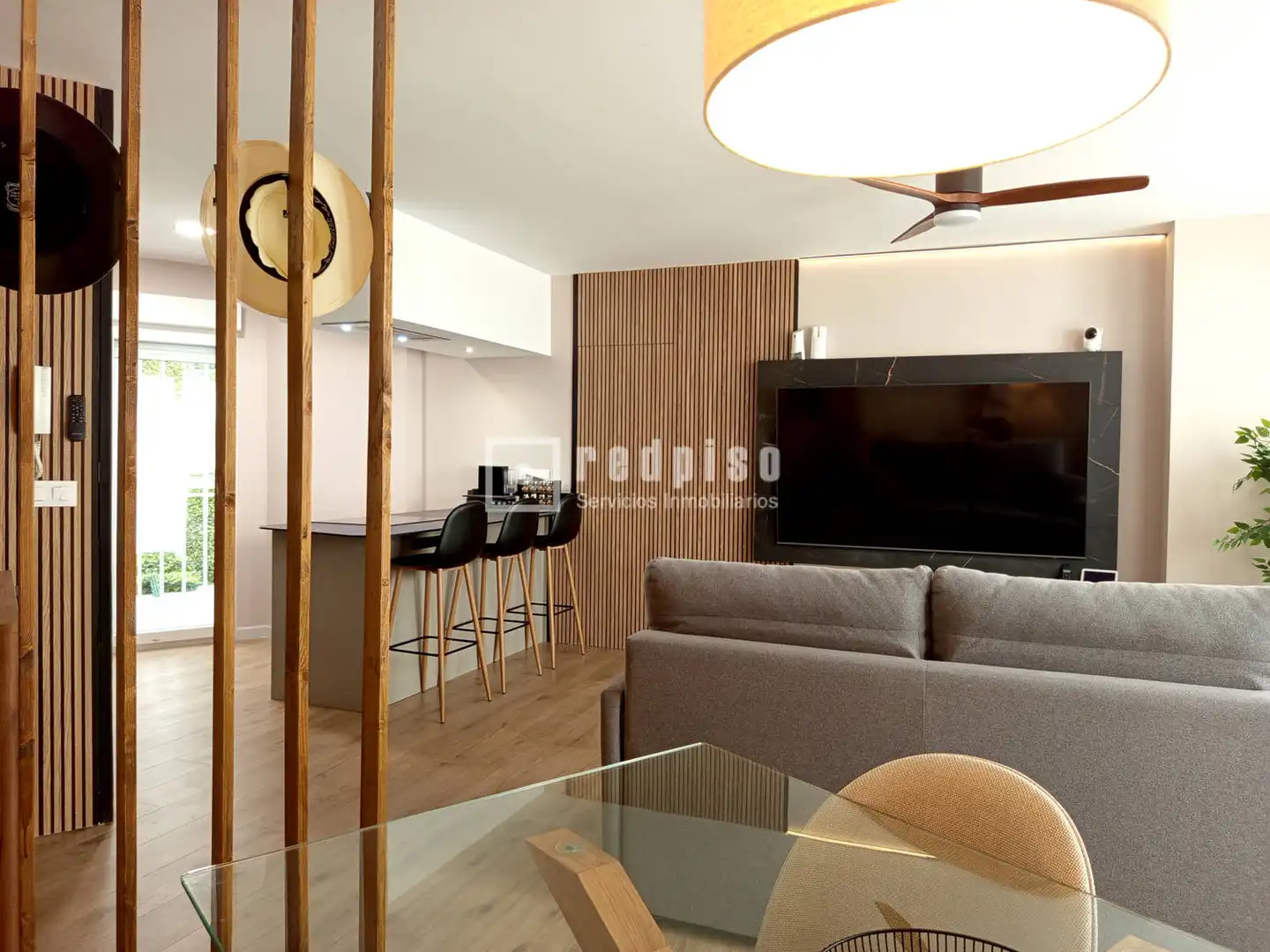 Flat for sale in Alfarería, Triana Casco Antiguo