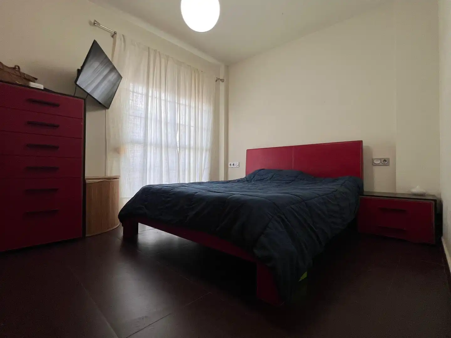 Habitación de Casa adosada en venta en Los Barrios