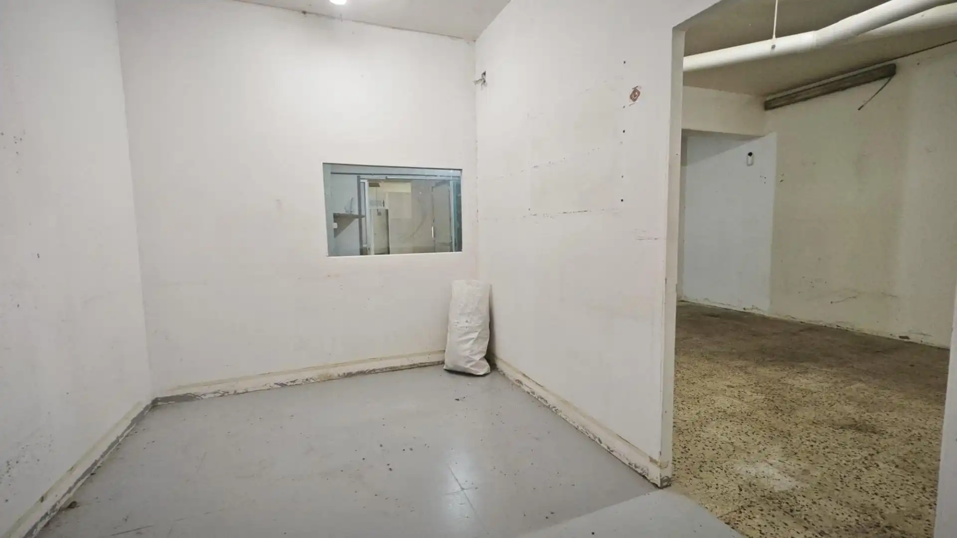 Local en venta en Carrer SALINAS, Vila de Gràcia