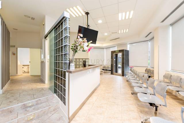 Local comercial en Venta en Calle Puerto de los Leones, Majadahonda, Spain, 8 en Zona Norte