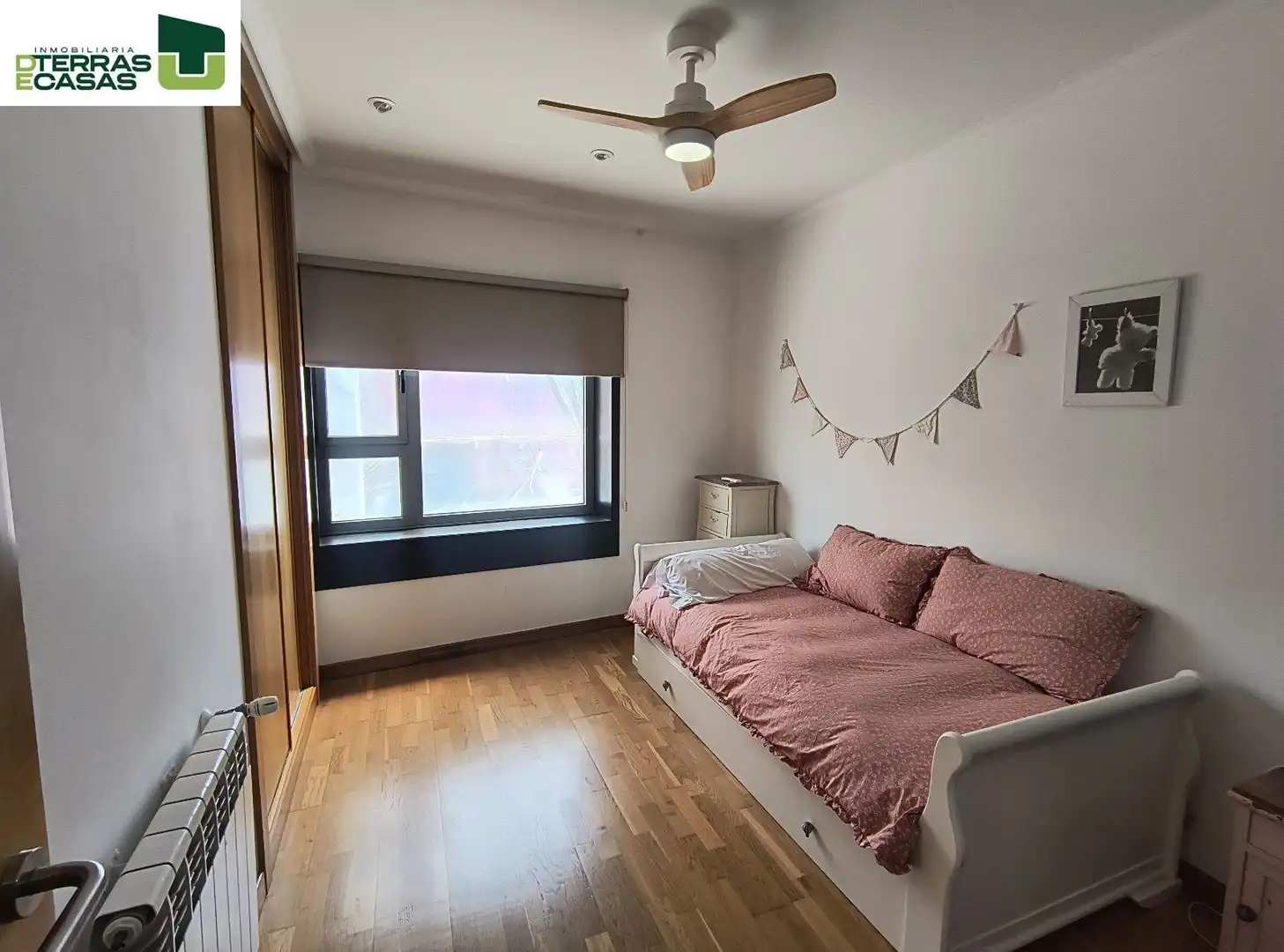 Bedroom of Flat for rent in Bueu  with Air Conditioner, Heating and Furnished