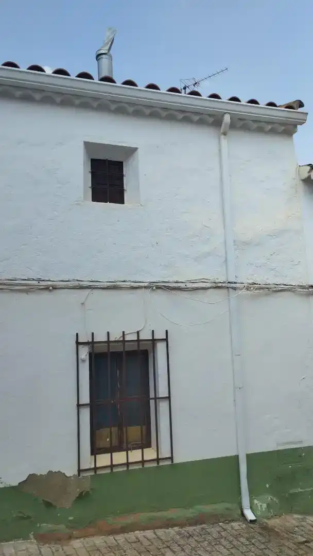 Vista exterior de Casa adosada en venda en Povedilla