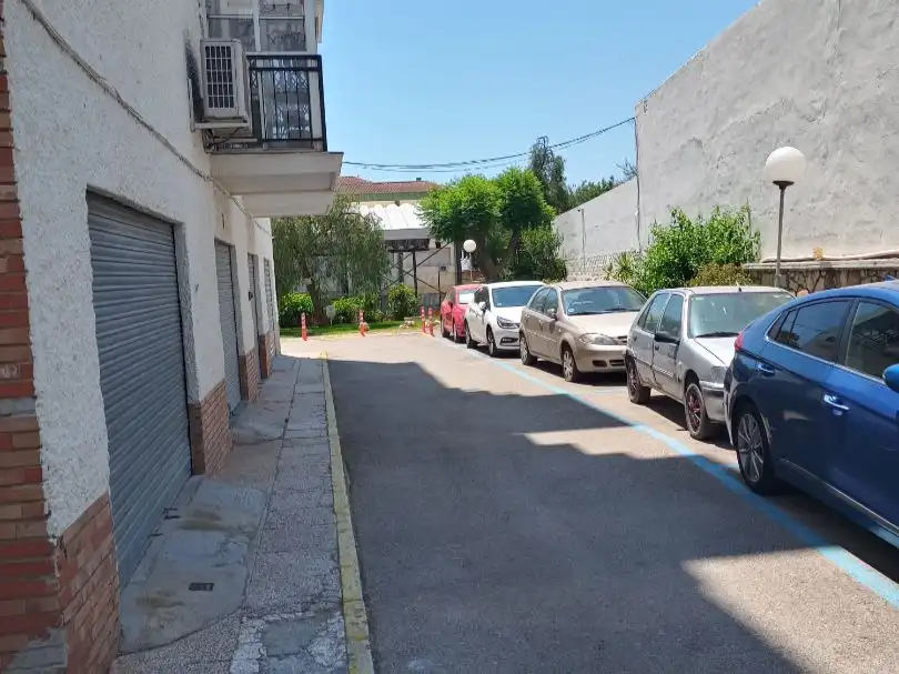 Parking de Piso en venta en Fuengirola con Jardín privado, Terraza y Balcón