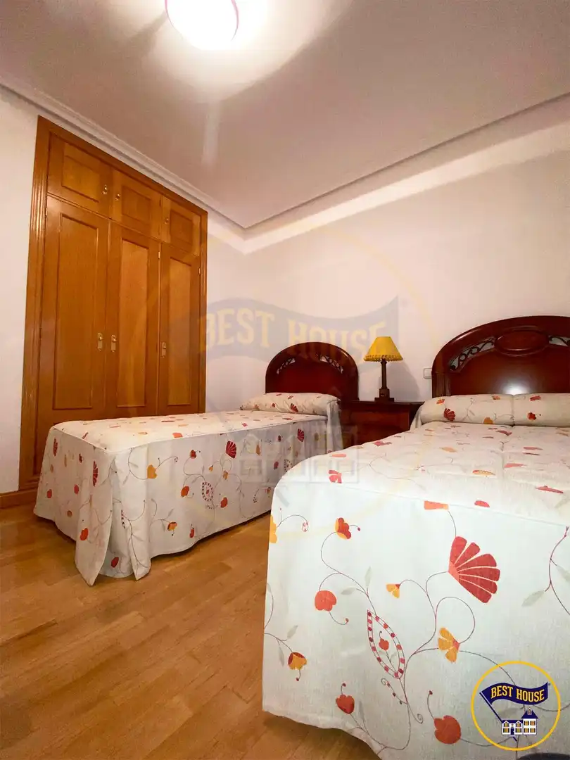 Flat for rent in Calle de Colón, Centro