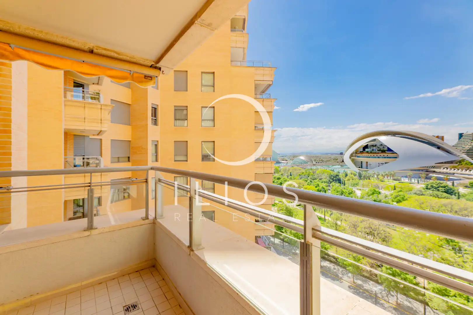 Vista exterior de Piso en venta en Valencia con Aire acondicionado, Calefacción y Terraza
