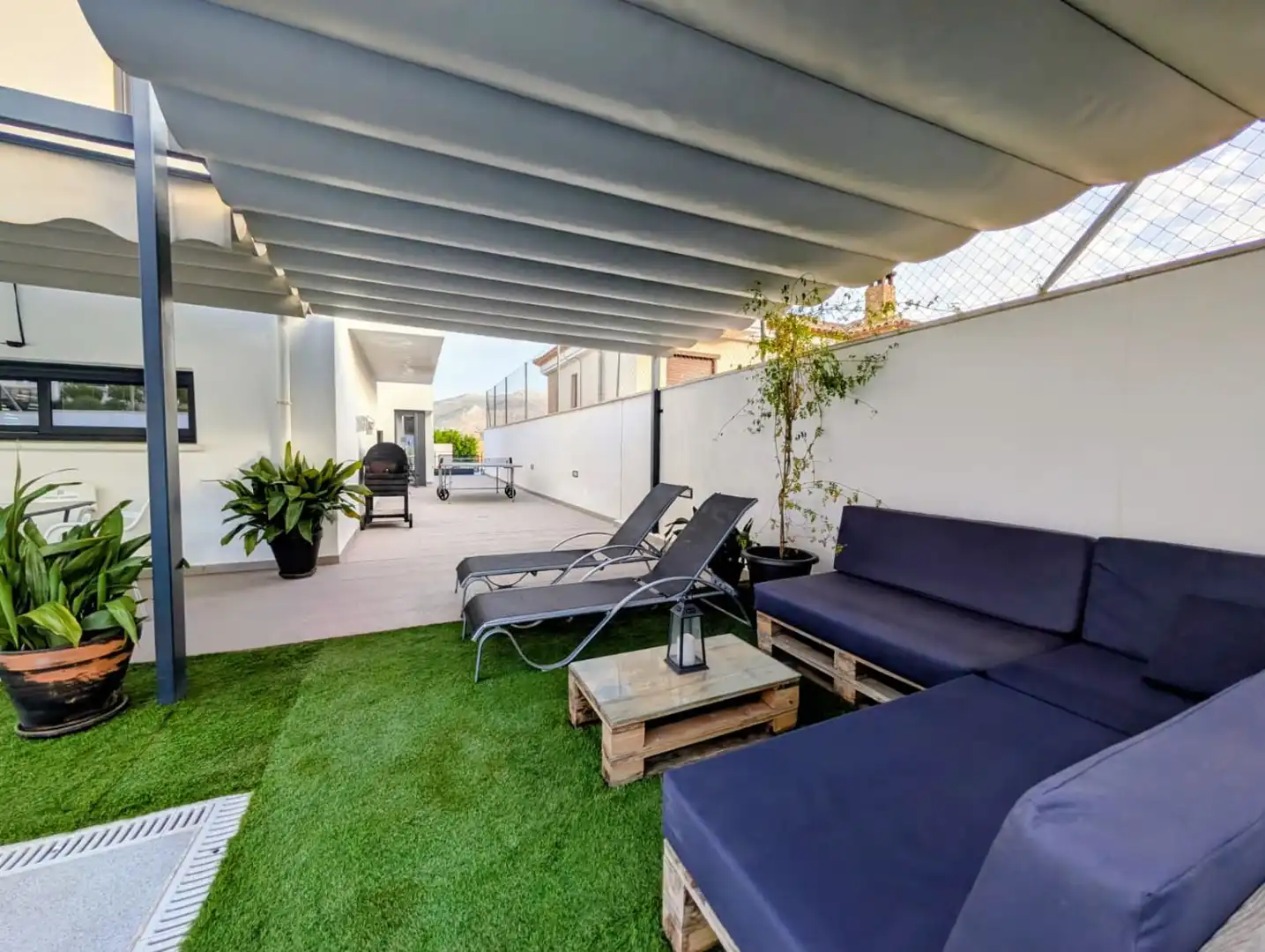 Terrassa de Casa o xalet en venda en Loja amb Aire condicionat, Calefacció i Jardí privat