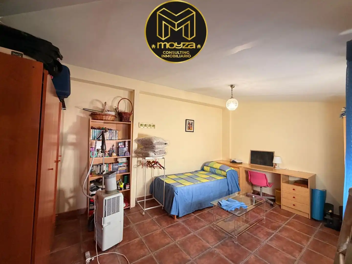 Dormitori de Casa o xalet en venda en Jaén amb Aire condicionat, Calefacció i Terrassa