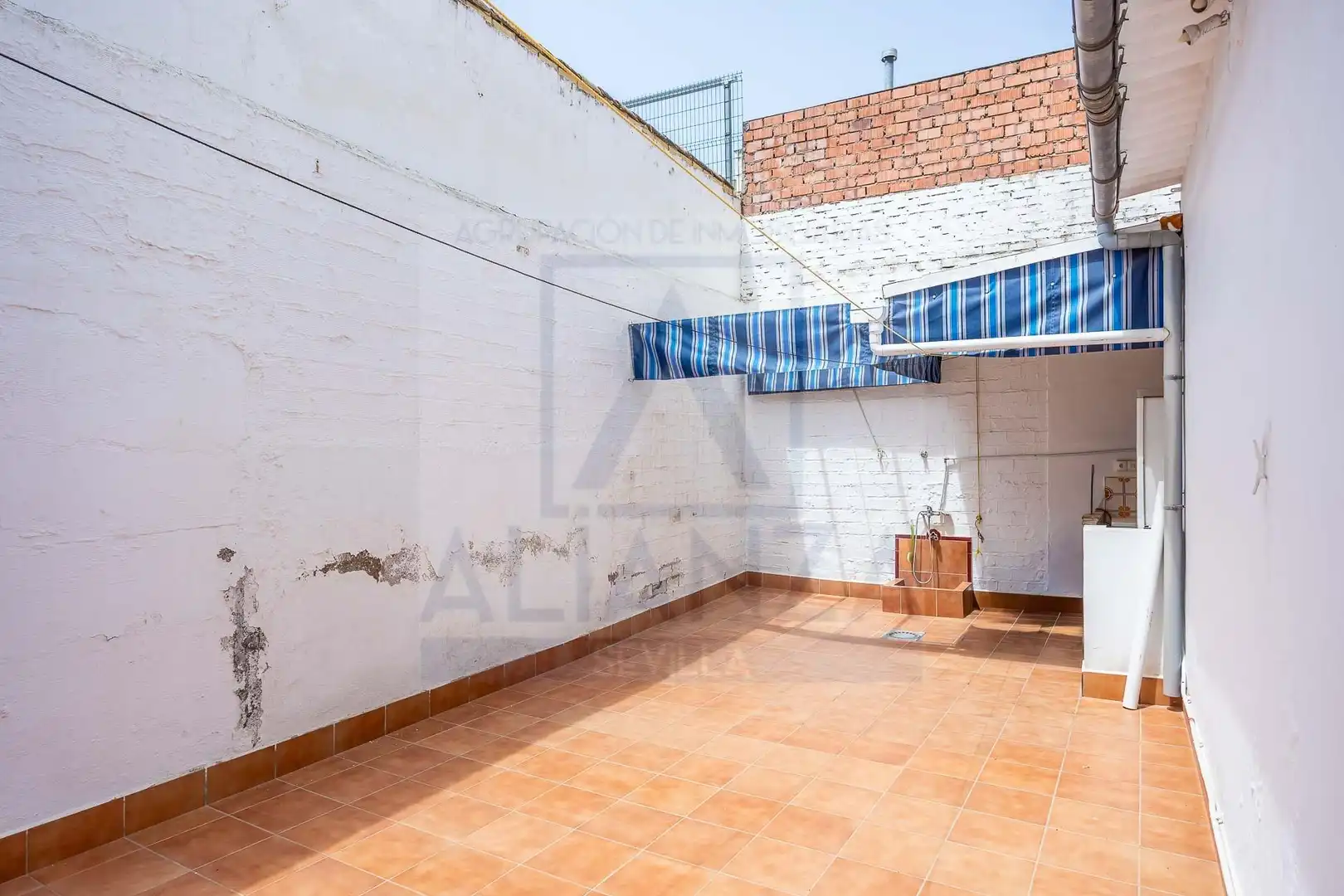 Terrassa de Casa adosada en venda en Camas amb Aire condicionat i Traster